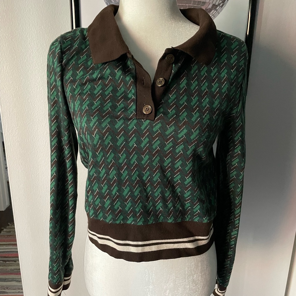 Pattern 3/4 Button Down Top